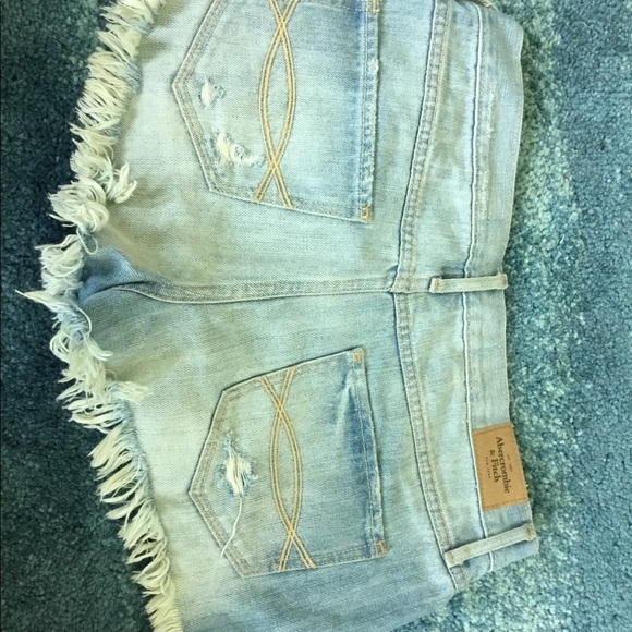 Light denim high rise distressed frayed shorts - Picture 1 of 3